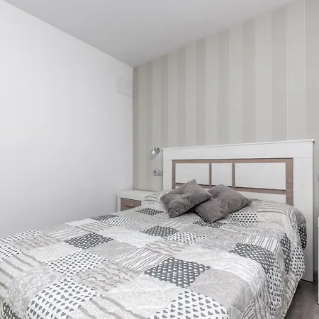New Modern 3br With Terrace In Centre Apartment