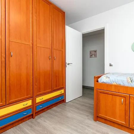 New Modern 3br With Terrace In Centre Fuengirola