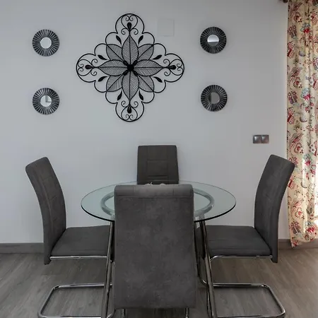 Apartment New Modern 3br With Terrace In Centre *