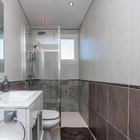 New Modern 3br With Terrace In Centre Apartamento *
